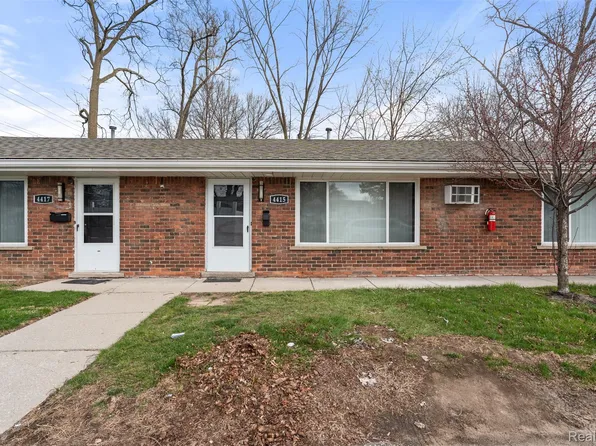 4401 Crooks Rd, Royal Oak, MI 48073