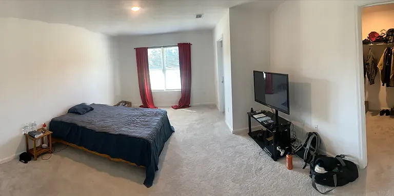 421 Oak Glen Dr #2 — Photo 1