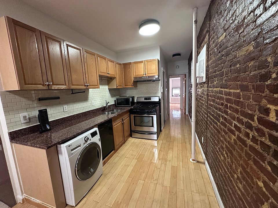1st image of 1071 1st Ave APT 4N