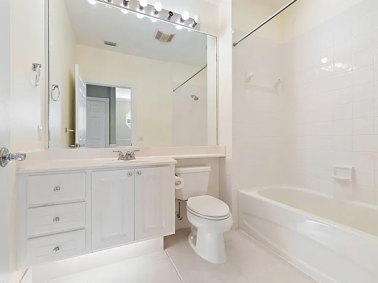 4526 Illicium Dr — Photo 28