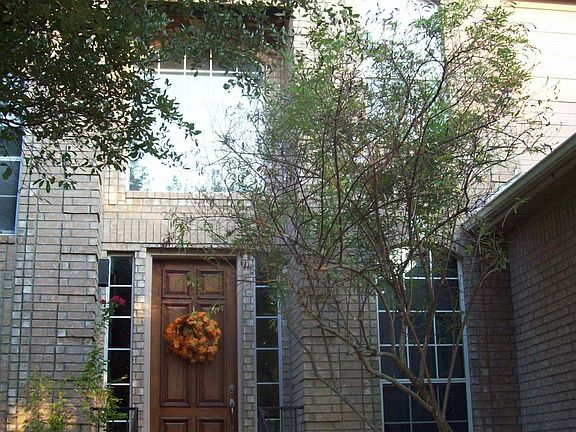 8 ft front wood dr