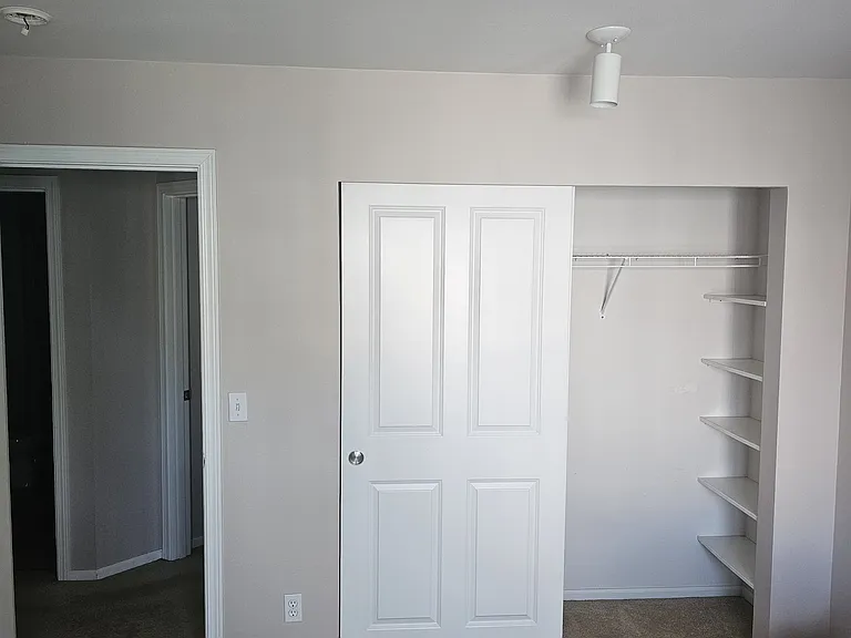 5909 Panorama Dr SE #3 — Photo 7
