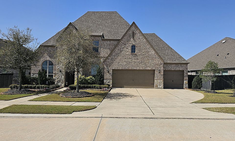 1st image of 1203 Orange Pumpkin Ln