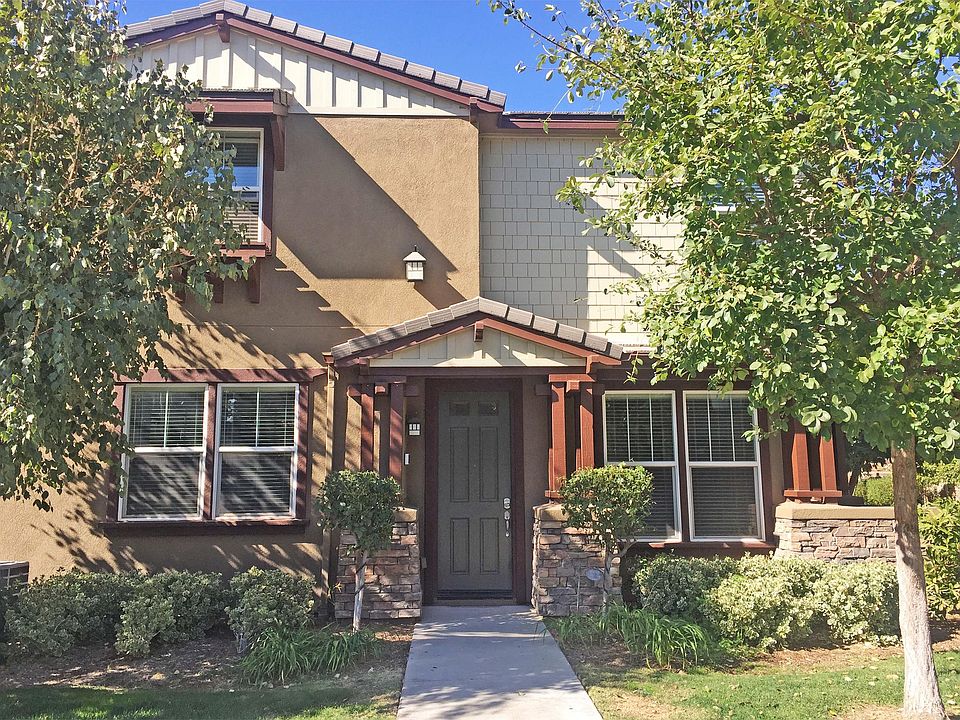 1st image of 28649 Pietro Dr