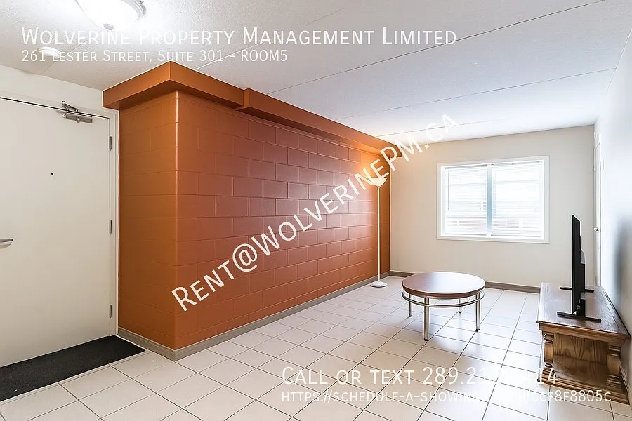 5 Student condo in the middle of Waterloo's universities — Photo 4