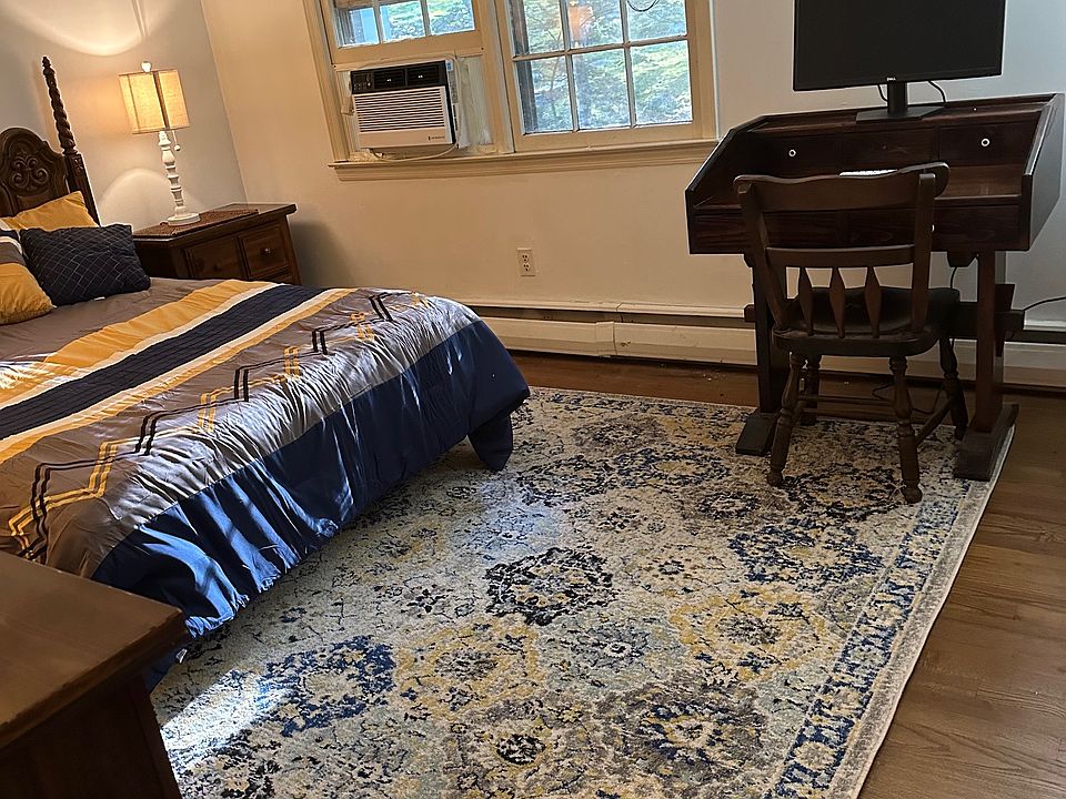 View of bedroom