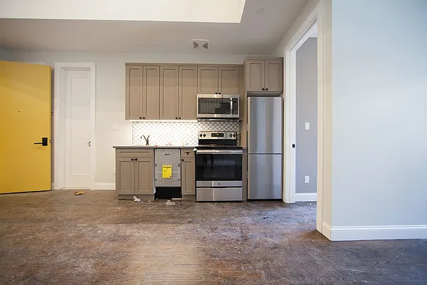 Rented by Brooklyn Group | media 40