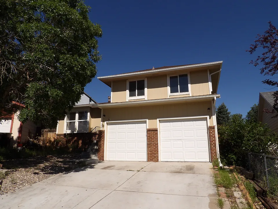 3483 Foxridge Dr