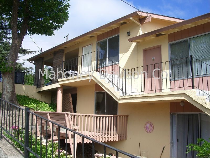 exterior of fourplex