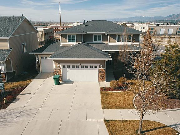 5th image of 740 W Star Spangled Dr