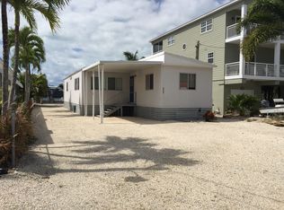 824 Narragansett Ln, Key Largo, FL 33037