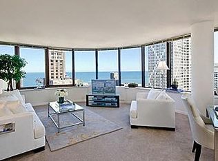 336 E Ontario St #402, Chicago, IL 60611