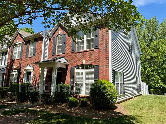 3rd image of 9552 Glenashley Dr