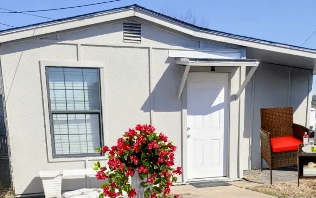 1 bed, 500 sqft, $800 — Photo 1