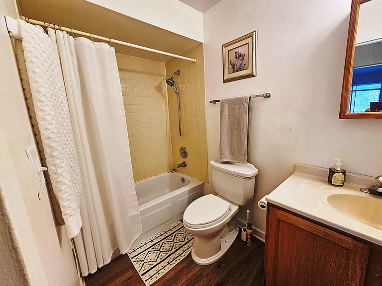865 Westmoreland Dr #24 — Photo 6