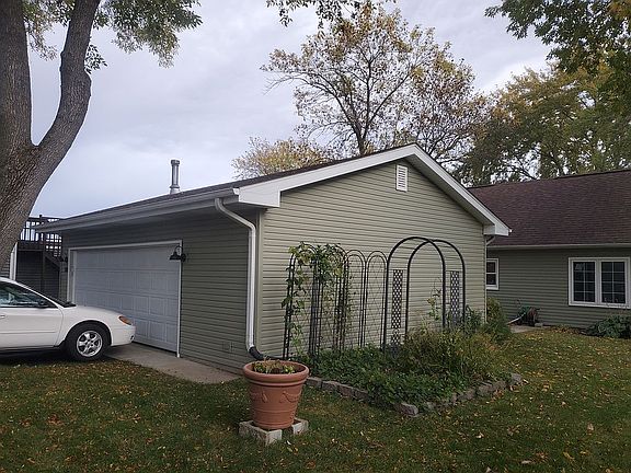 5th image of 544 N Cogswell Dr