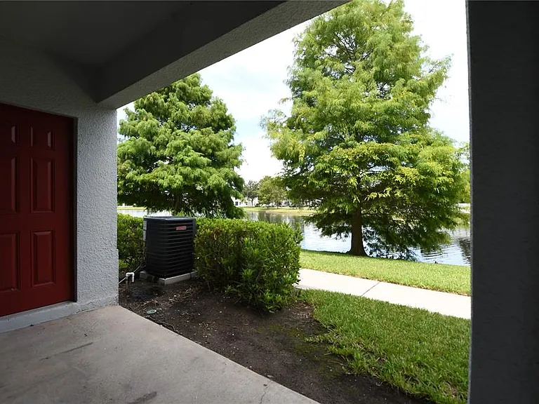 10825 Savannah Wood Dr #199 — Photo 17