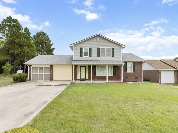 817 Issac Dock Dr, Fayetteville, NC 28314