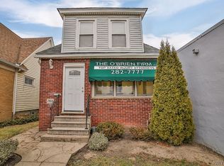 2906 Pine Ave, Niagara Falls, NY 14301