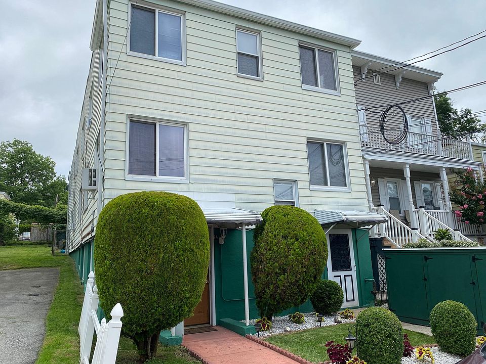 1st image of 24 Mechanics Ave APT 4