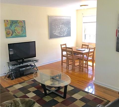 2nd image of 21412 69th Ave