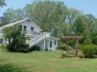 422 Mettacahonts Rd, Rochester, NY 12404