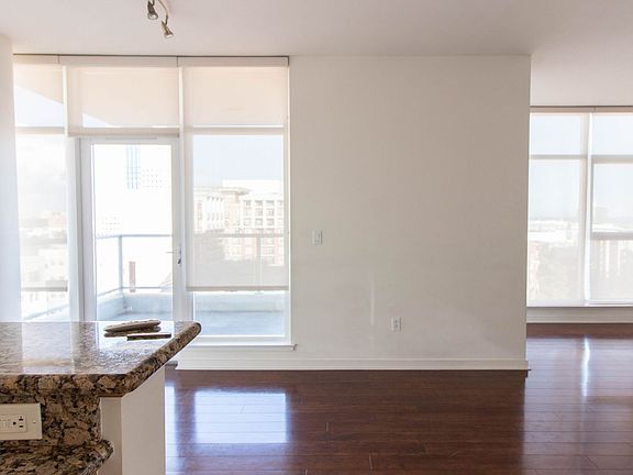 5th image of 411 W Season Way #901