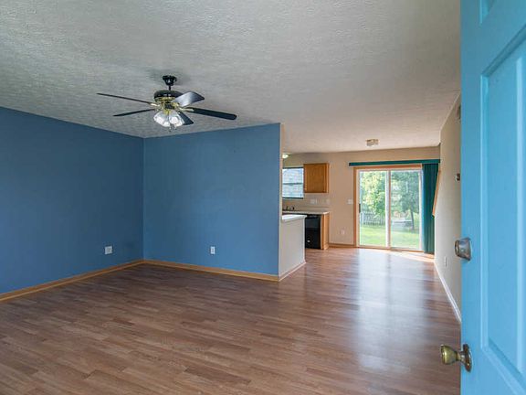 4th image of 5457 Wellcrest Ct