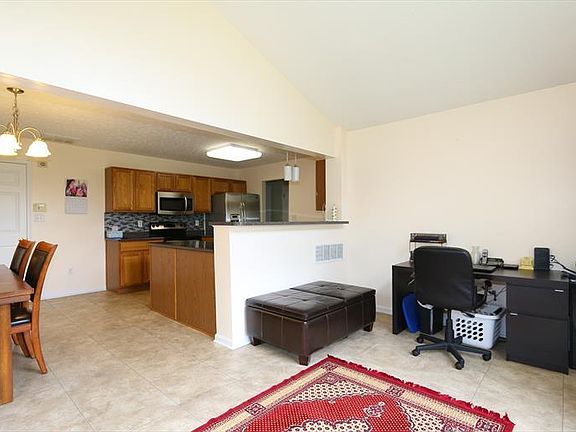 5th image of 8072 Celestial Cir