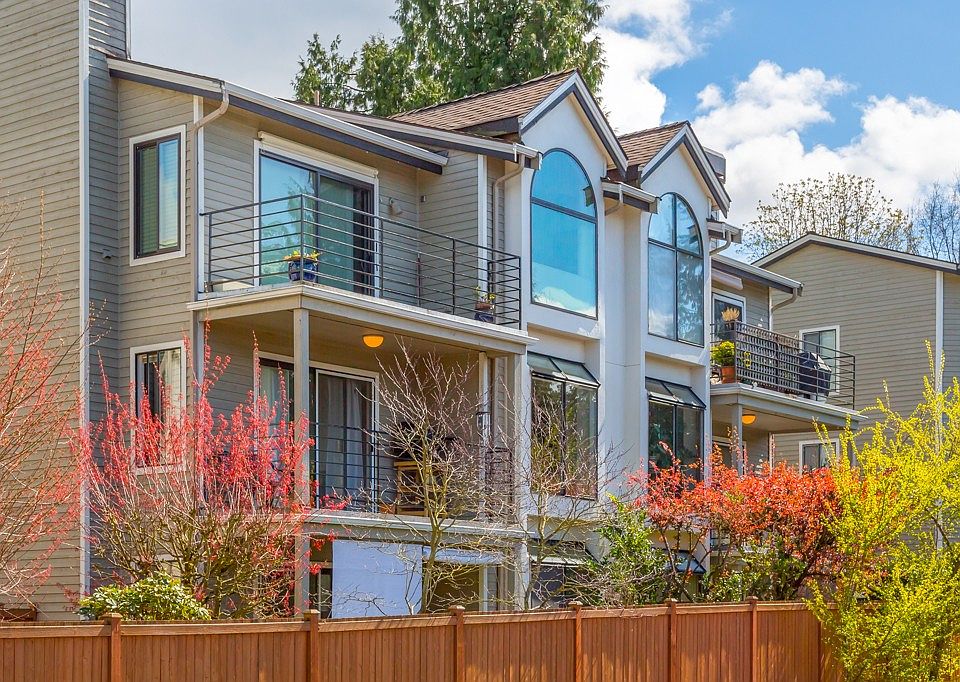 1st image of 6711 110th Ave NE APT B4
