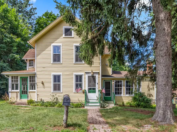 9 School Lane, Chester, CT 06412