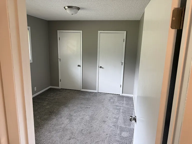 679 McKinley Ave — Photo 18