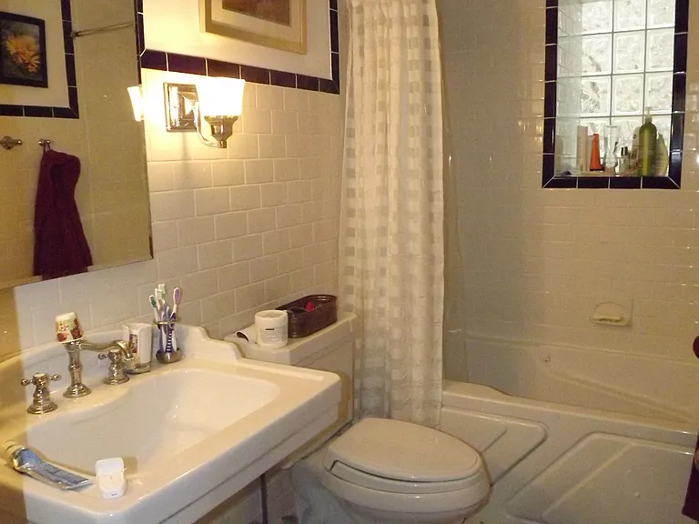 2225 W Giddings St — Photo 9