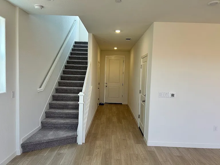 1127 Bengal Loop — Photo 6