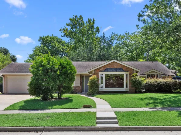 9111 Timberside Dr, Houston, TX 77025