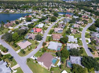 5508 Country Lakes Trl, Sarasota, FL 34243