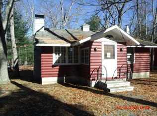 128 Walker Lake Rd, Shohola, PA 18458