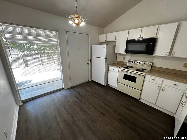2 bed, 1.0 bath, 896 sqft, $995 — Photo 4