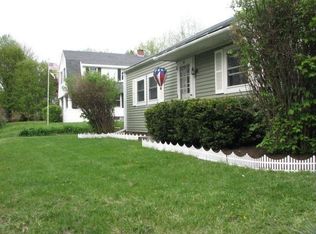 22 Crafts Ave, West Lebanon, NH 03784