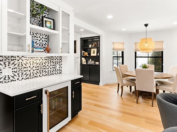 2nd image of 23 Columbus Ave