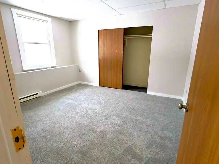 Cambridge Manor — Photo 10