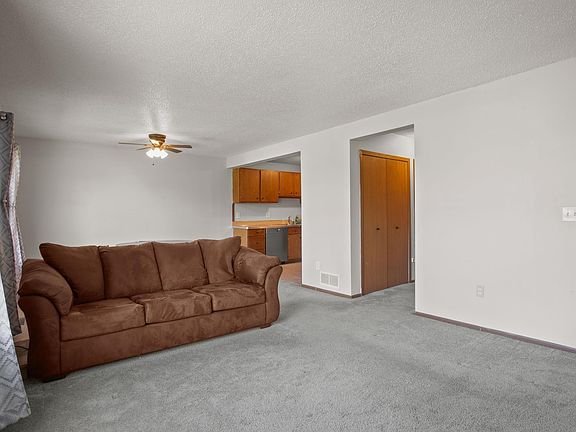 5th image of 1501 127th Ln NE