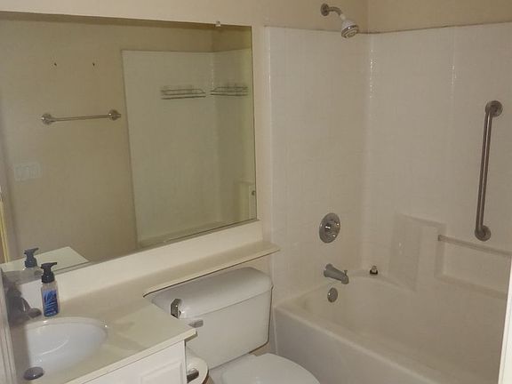 3rd image of 20209 Gilbert Dr