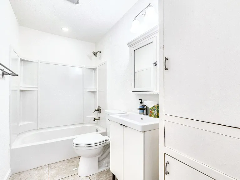 5607 Samuel Huston Ave — Photo 17