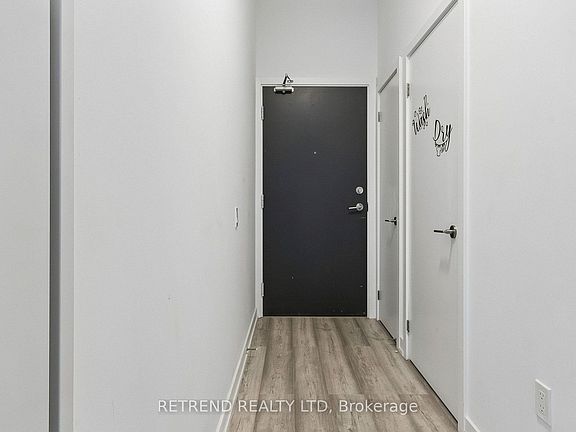 4th image of 7 Golden Lion Hts