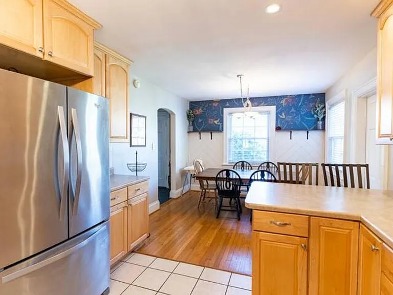 4880 Fort Ave — Photo 12