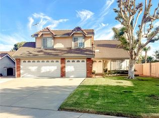 11048 Thrush Dr, Riverside, CA 92505