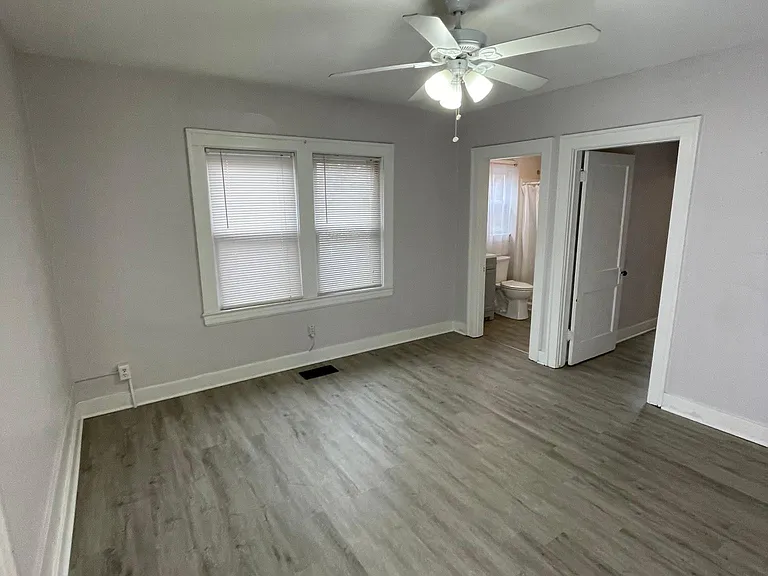 107 Crestwood Ave #1 — Photo 8