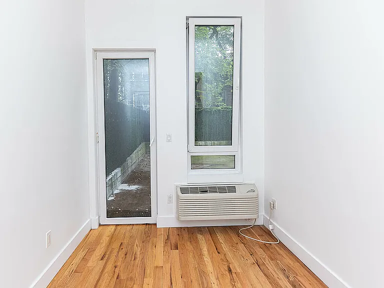 2124 Fulton St #1 — Photo 9