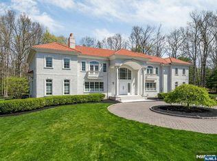 11 Alford Dr, Saddle River, NJ 07458